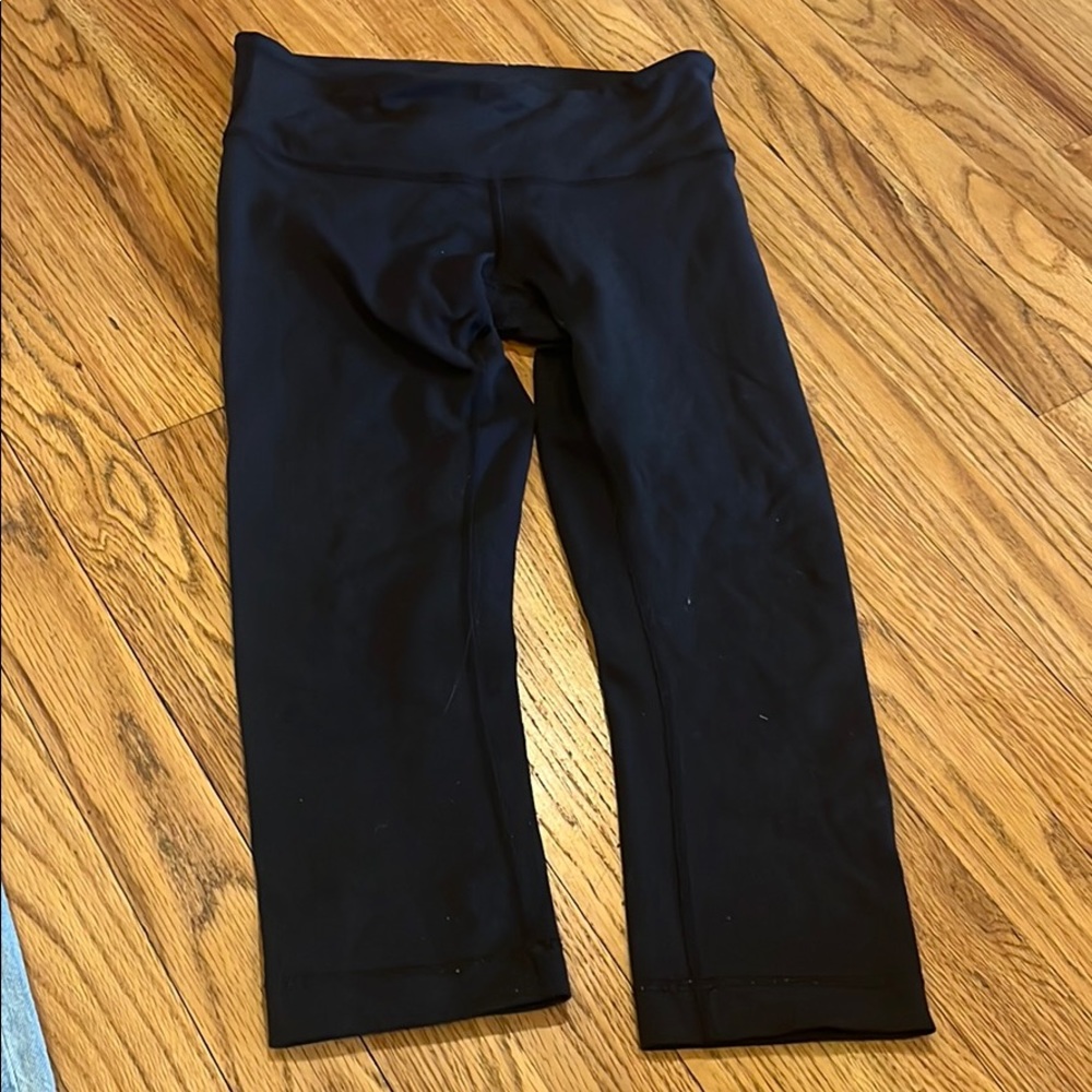 Lululemon cropped